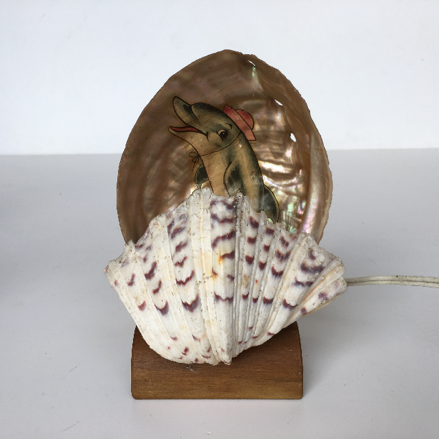 LAMP, Shell Light w Painted Dolphin (Small)